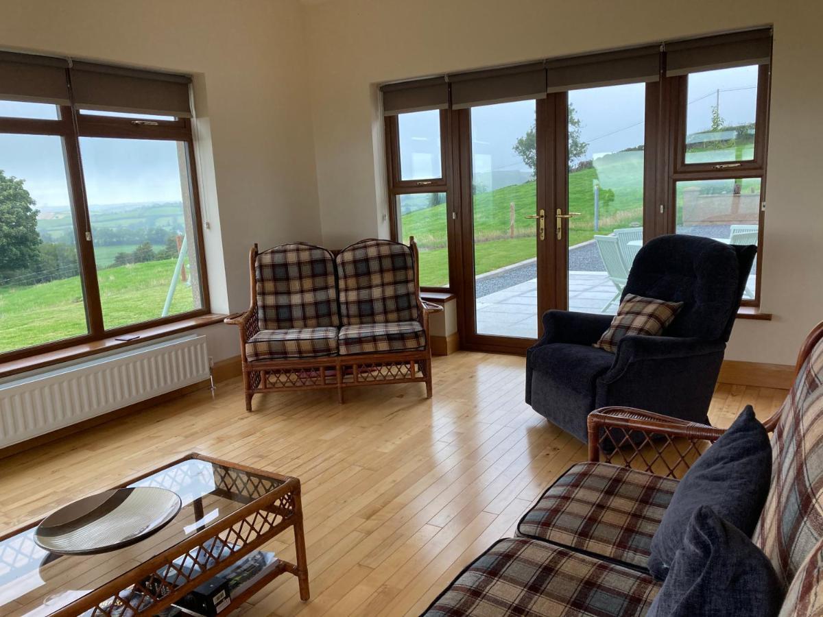 卡斯尔韦伦Hillhead Country Retreat别墅 外观 照片